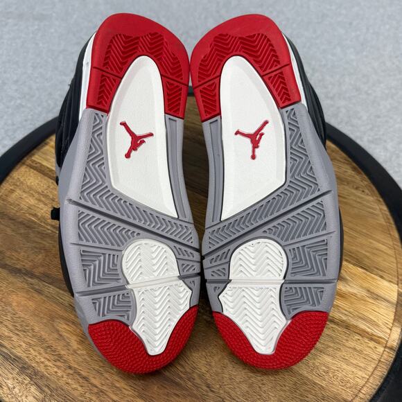 Nike Jordan 4 Retro Bred Reimagined Shoes Size 5.5Y Women's 7 Black Leather - Picture 6 of 7